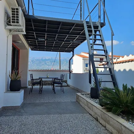 Ferienhaus New Paradise In