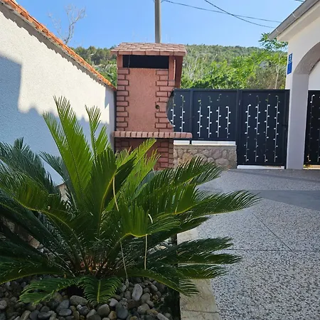 New Paradise In Nyaraló Vinjerac